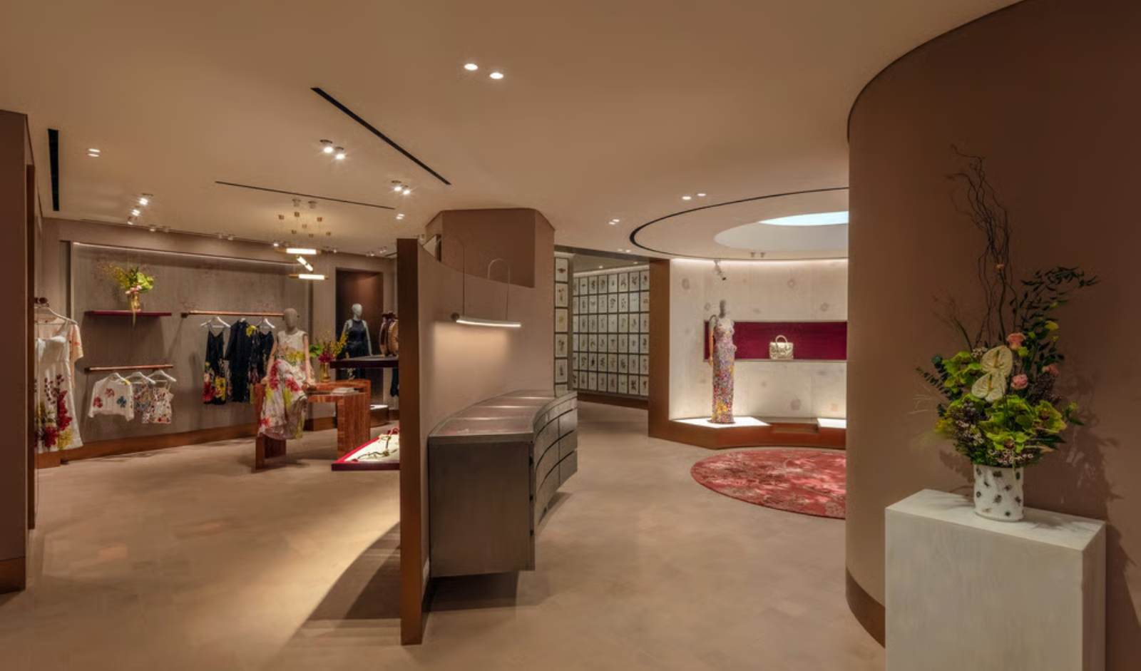 Flagship store